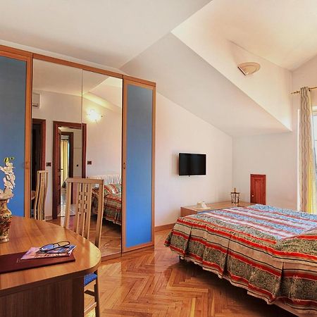 Villa Sveta Eufemija Bed End Breakfast II Ρόβινι Εξωτερικό φωτογραφία