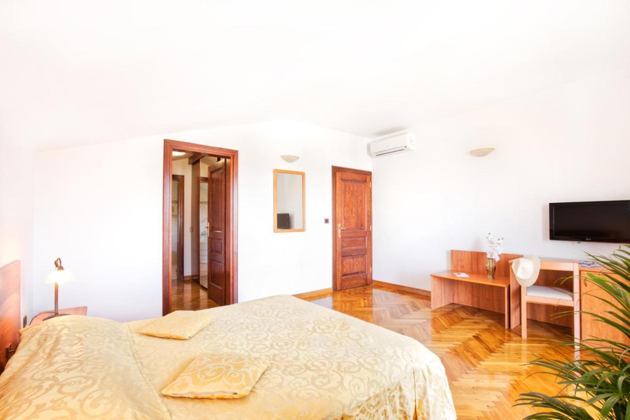 Villa Sveta Eufemija Bed End Breakfast II Ρόβινι Εξωτερικό φωτογραφία